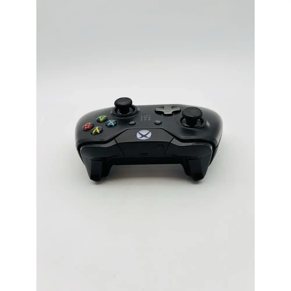 Microsoft Xbox One Wireless Controller Black 1537 Day One 2013 Limited Edition